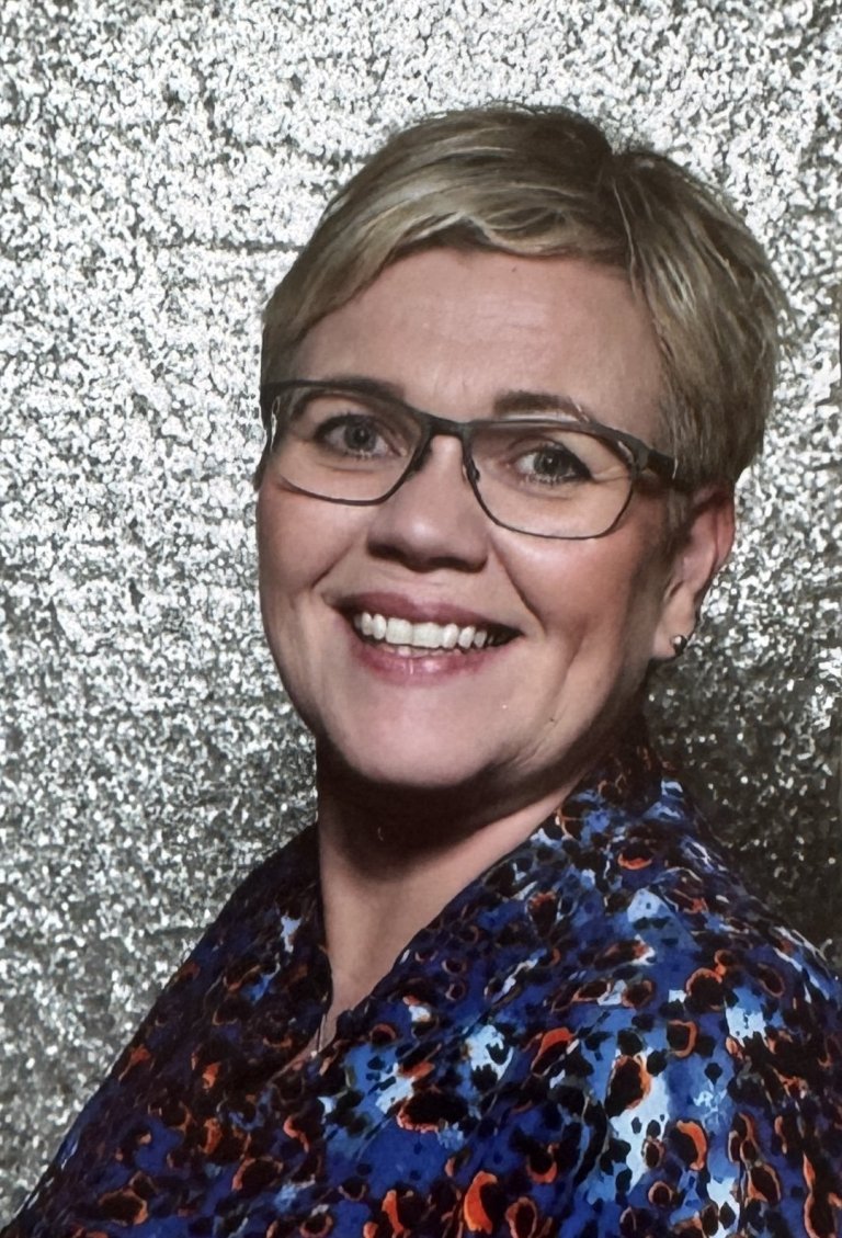 Ragnhildur Þorsteinsdóttir