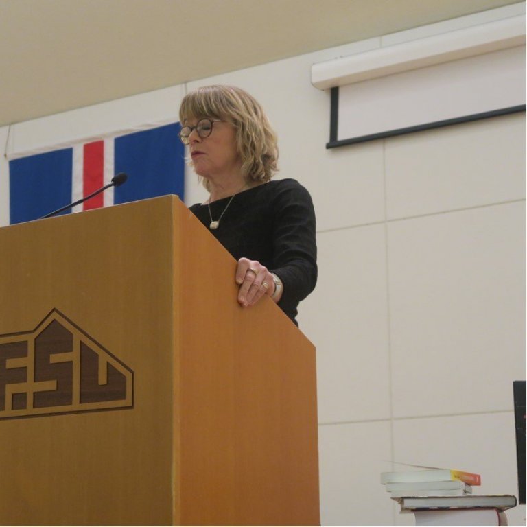 2bc5881ead584ea8aa4be38226928354