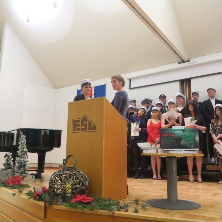 596f87d05cc54dcf9dd6c097c8a6b4a4