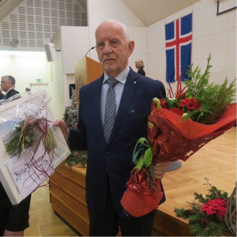 689c72eb32a446ce8c6fbd05253ca95f