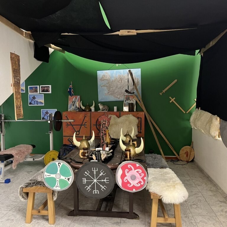 8eae4fb9-136d-4684-8d25-9cba8111d79f