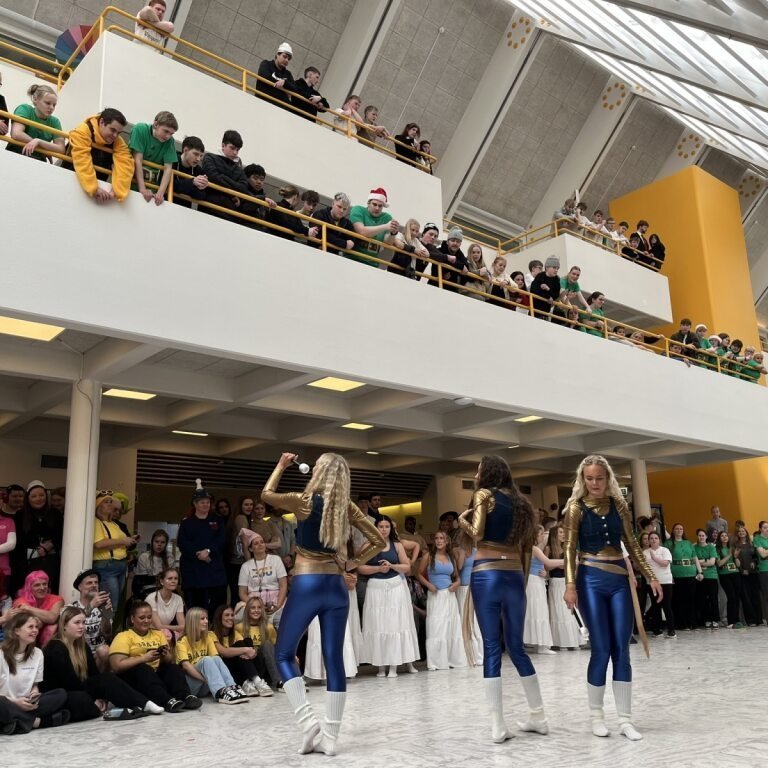 c0d0cd76-7369-4979-82b4-3f9614fa884a