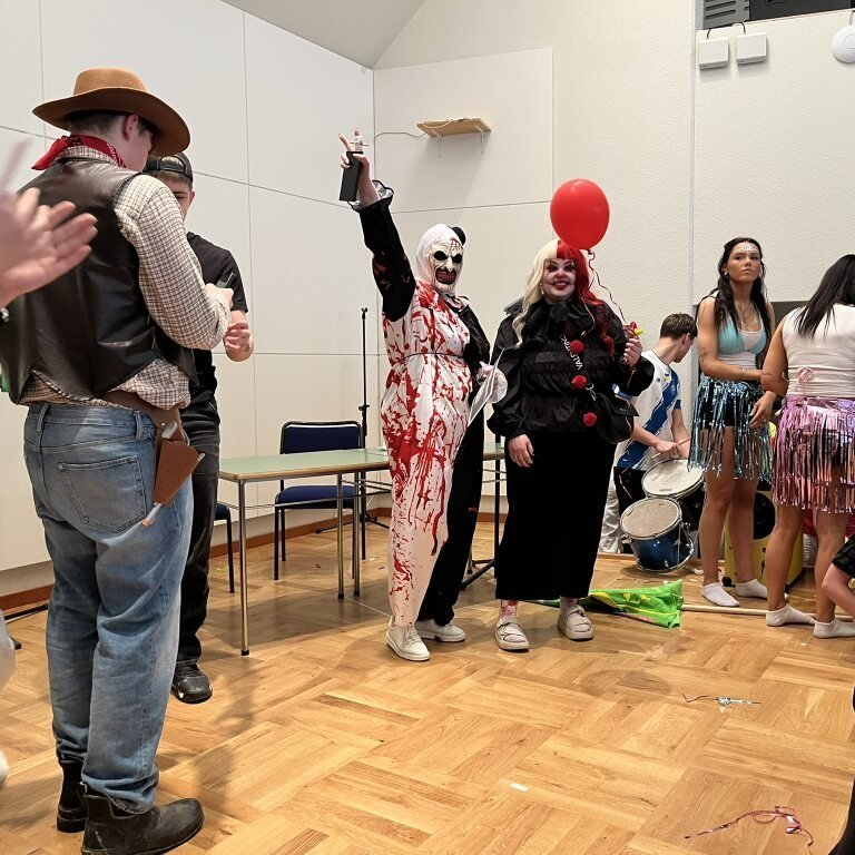 c9c6bdb5-a6c3-4d00-9290-de4614df643e