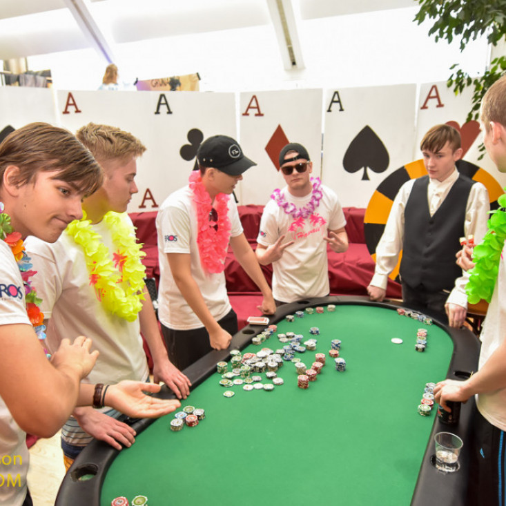 floafar2016floafar-101jpg