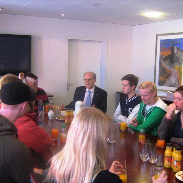 fsusendiherratyskalandsendiherra01jpg