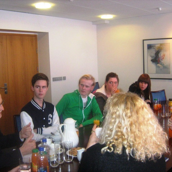 fsusendiherratyskalandsendiherra02jpg