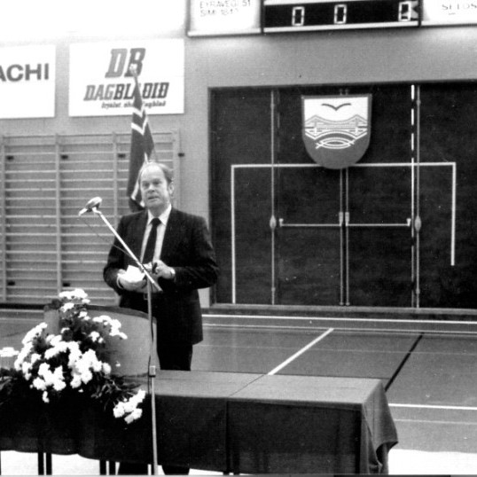 fyrstaskolasetningfsuscan0016jpg