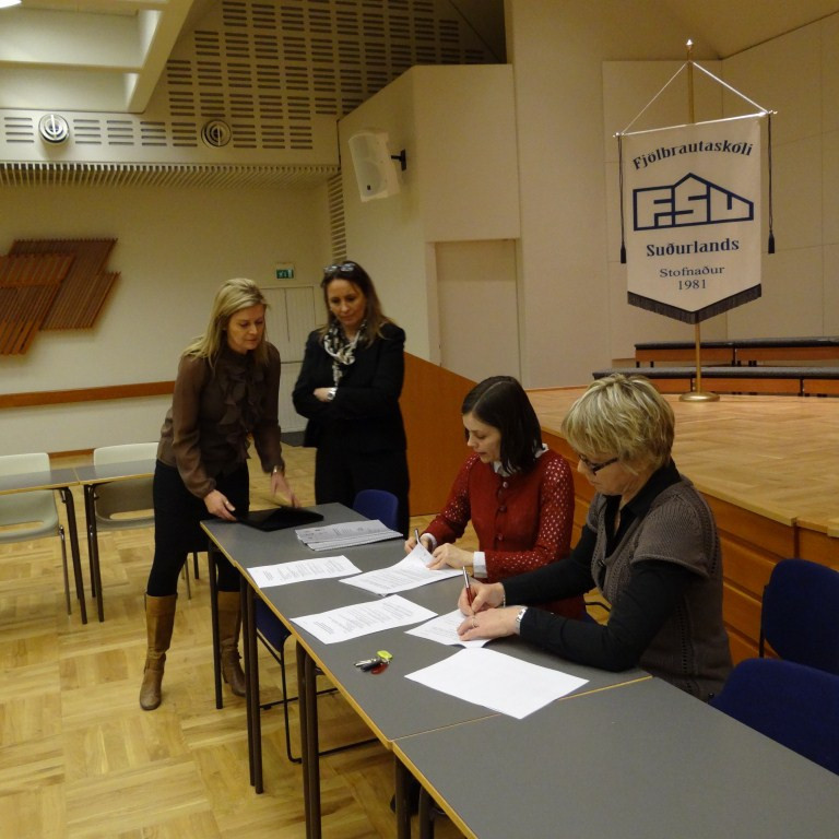 radherraifsudsc01007jpg