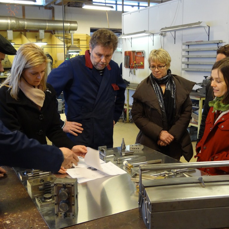 radherraifsudsc01015jpg