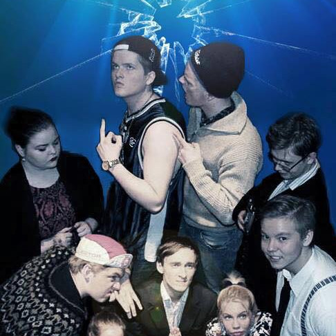 Gengið á hælinu frumsýnt