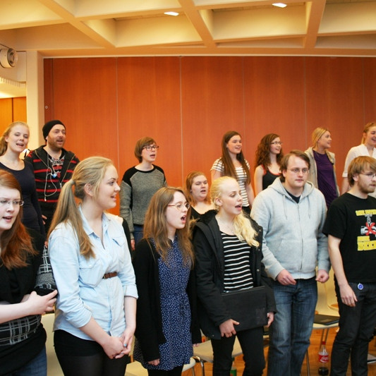 Styttist í Bítlatónleika!