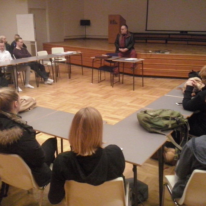 Höfundur Kattasamsærisins heimsækir FSu