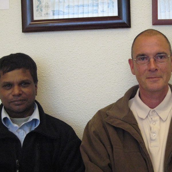 Eftirlitsmenn til starfa