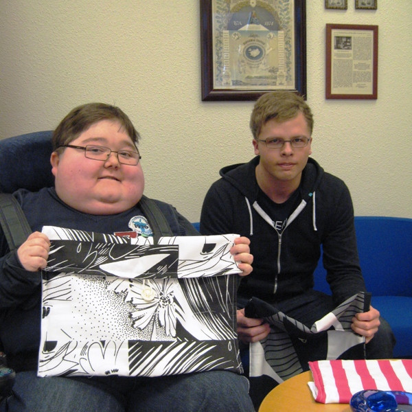 Brynja kynnt og seld