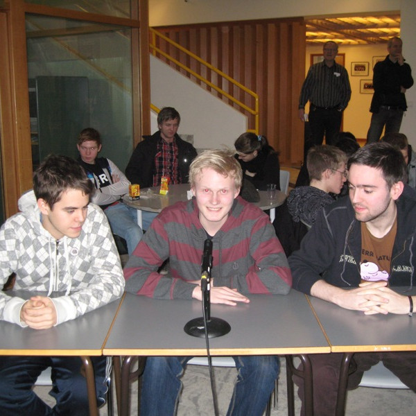 FSu áfram í Gettu betur