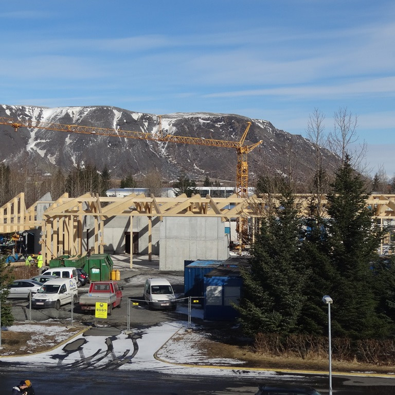Framkvæmdir ganga vel