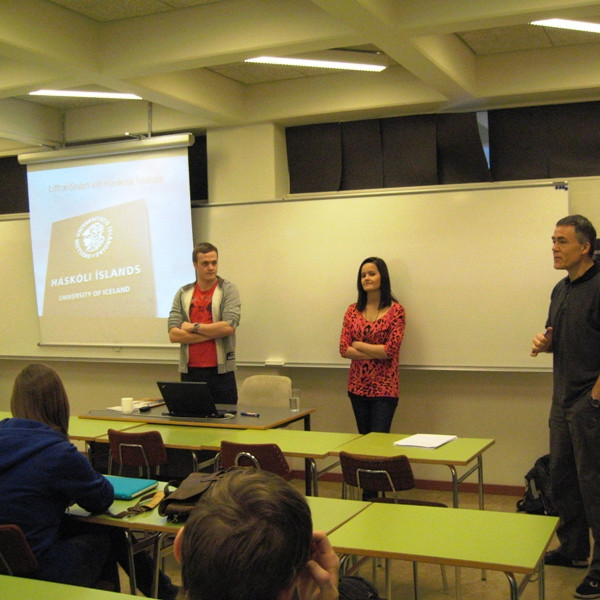 Fulltrúar Haxa kynna líffræðinám við HÍ
