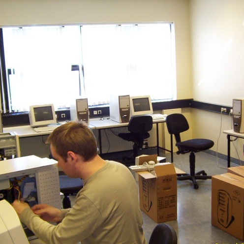 Nýjar tölvur á Litla Hrauni