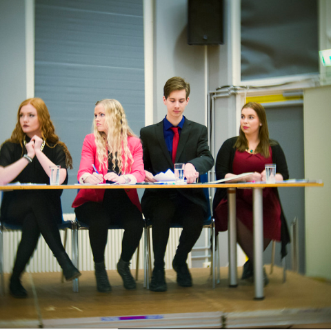 FSu komið áfram í Morfís