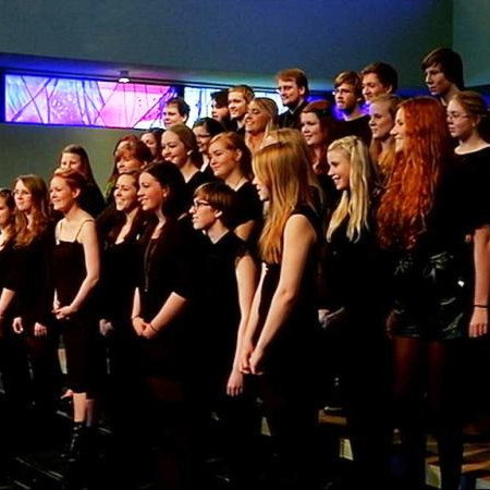 Skólakórinn á afmælistónleikum