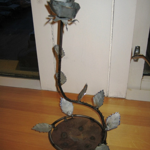 Stálrósir í málmsmíði