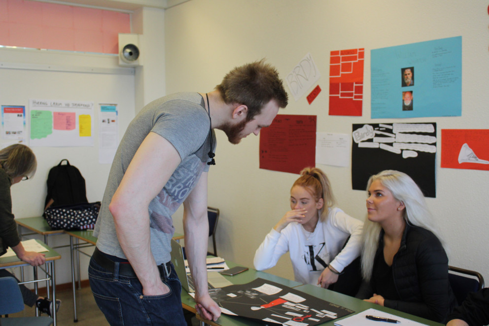 Nemendur kynntu fjölbreytt verkefni um skáldsögur og kvikmyndir.