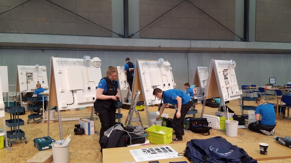 Nemendur í FSu kepptu í ýmsum verkgreinum.