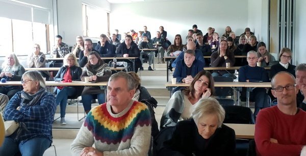 Áheyrendur á málþingi