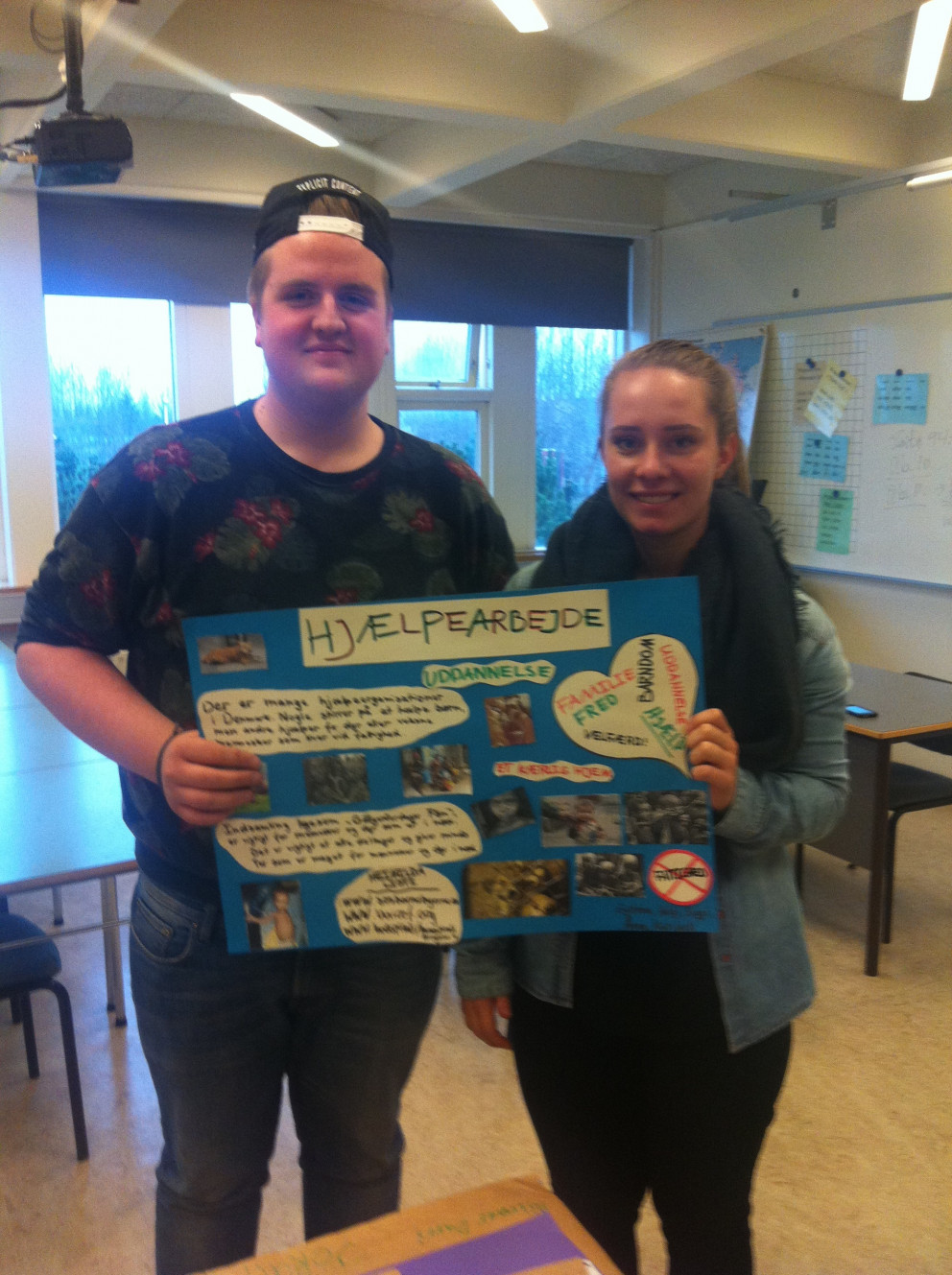 Hjálparstarf í dönsku