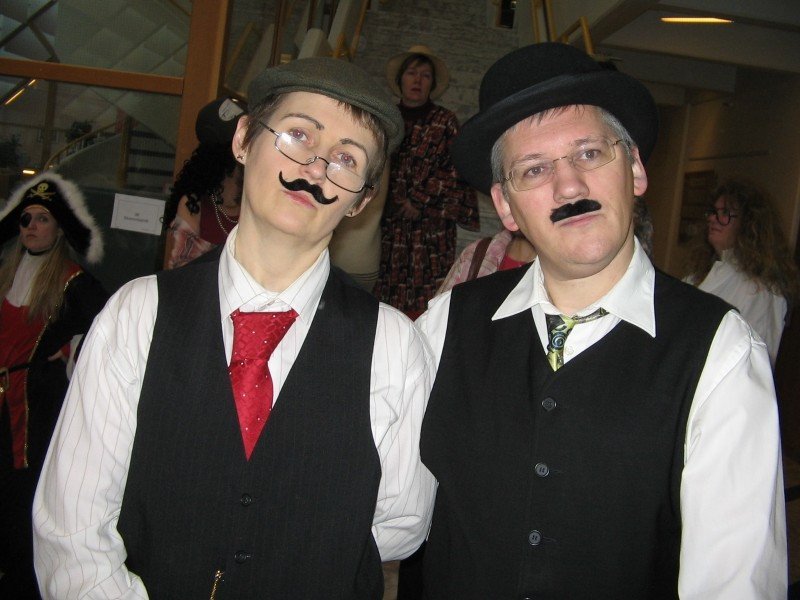 KÁTIR DAGAR OG FLÓAFÁR FRAMUNDAN