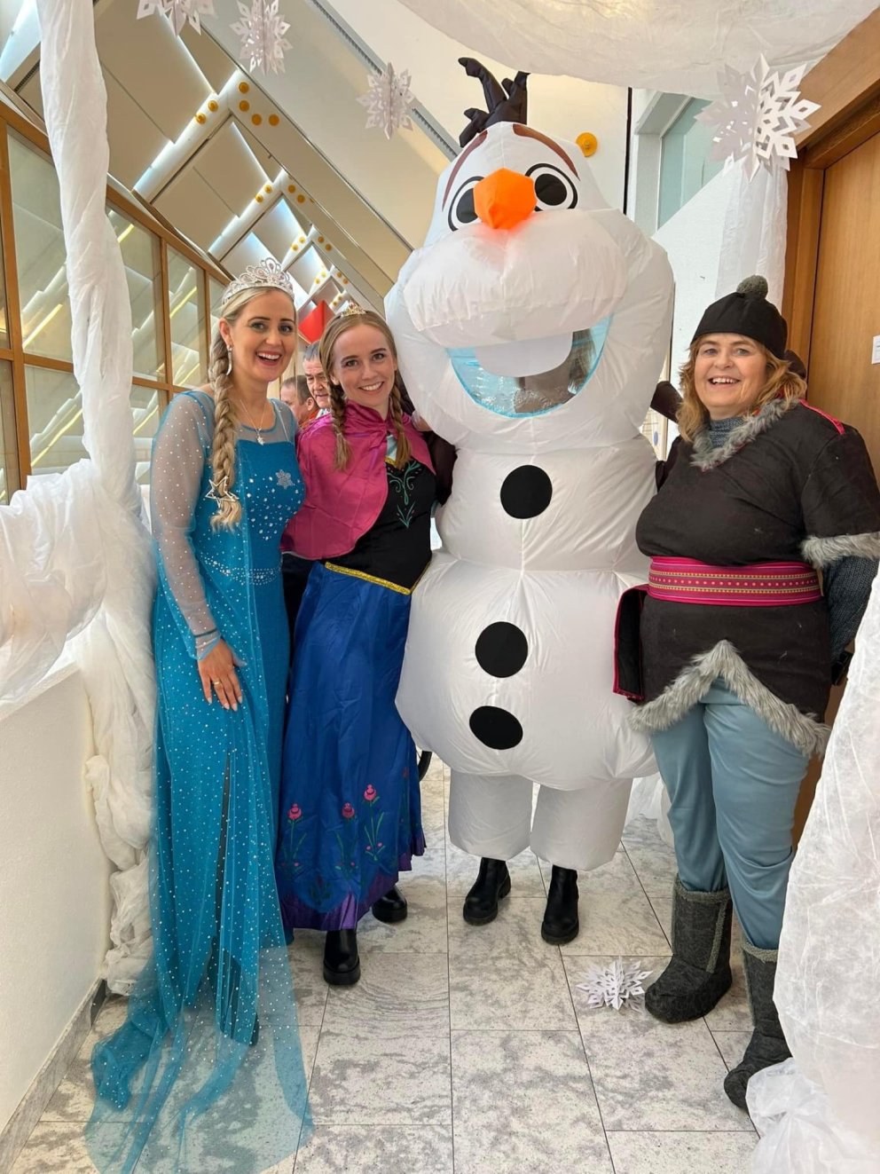 AÐ GERA GOTT FYRIR SAMFÉLAGIÐ