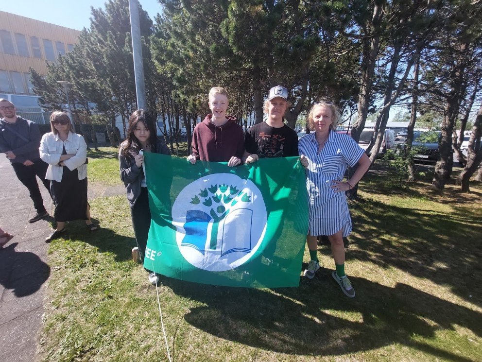 GRÆNFÁNINN Í ÞRIÐJA SINN