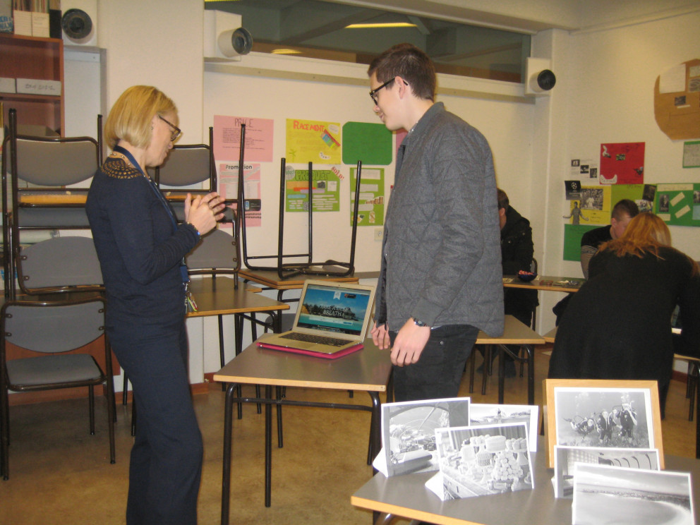 Enskunemendur kynna fyrirtæki