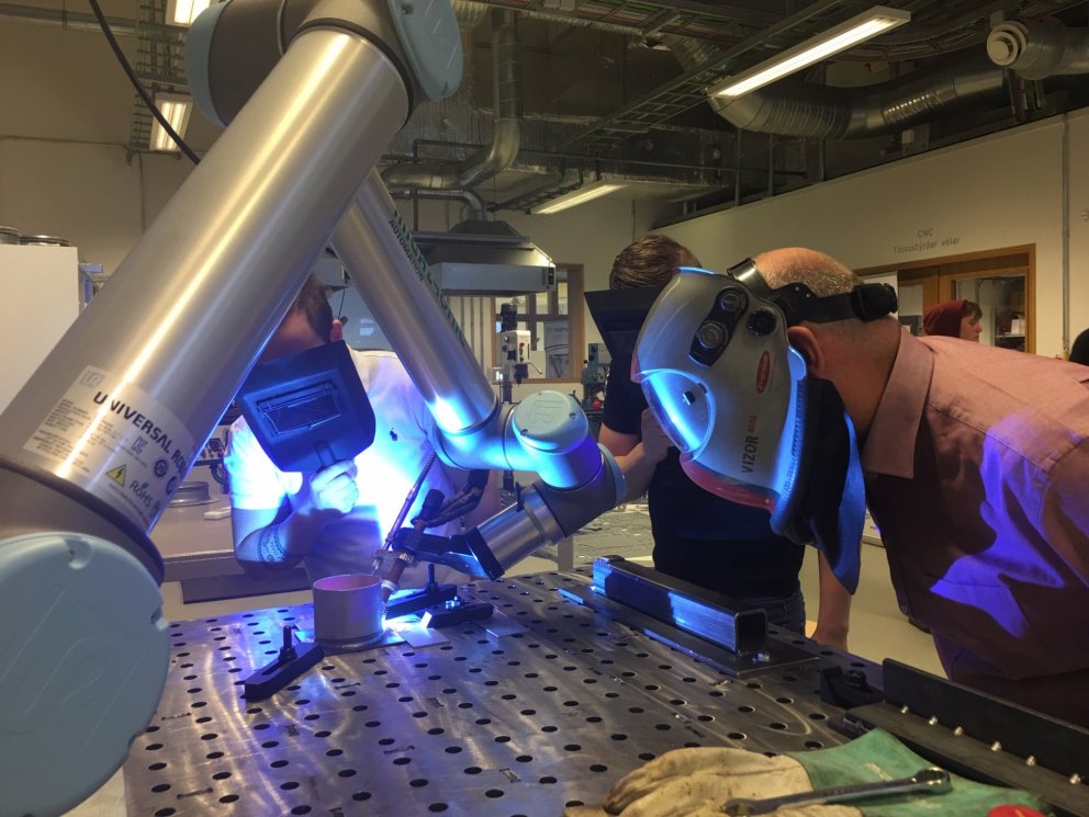 Fjölmörg sunnlensk fyrirtæki kynntu starfsemi sína á Starfamessu.