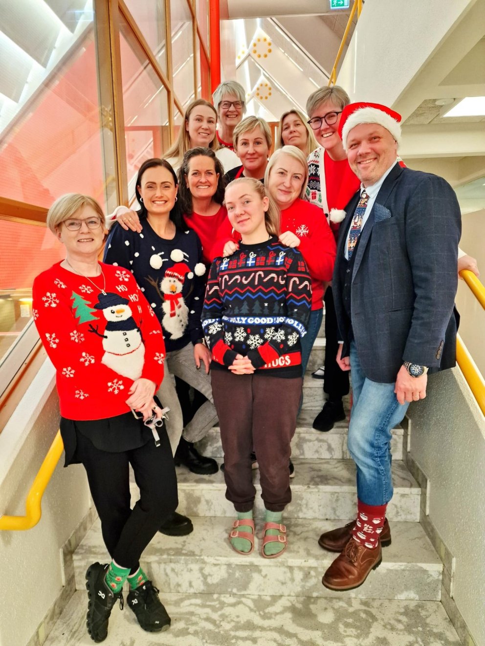 Í UPPHAFI SKYLDI ENDINN SKOÐA