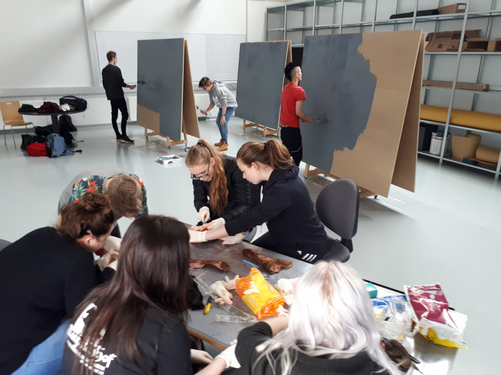 Veggjalist og hestamennska hittust í Smiðjunni