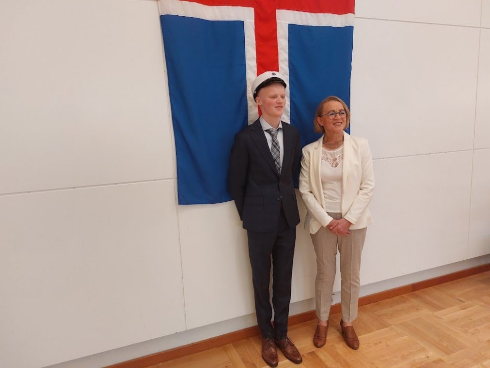 DÚX skólans vorið 2022 Bjarni Már Stefánsson ásamt skólameistara FSu Olgu Lísu Garðarsdóttur
