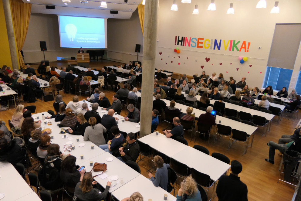 Fjölbrautaskóli Suðurlands tekur þátt í svokölluðu þrískólasamstarfi með Fjölbrautaskólanum á Suðurn…