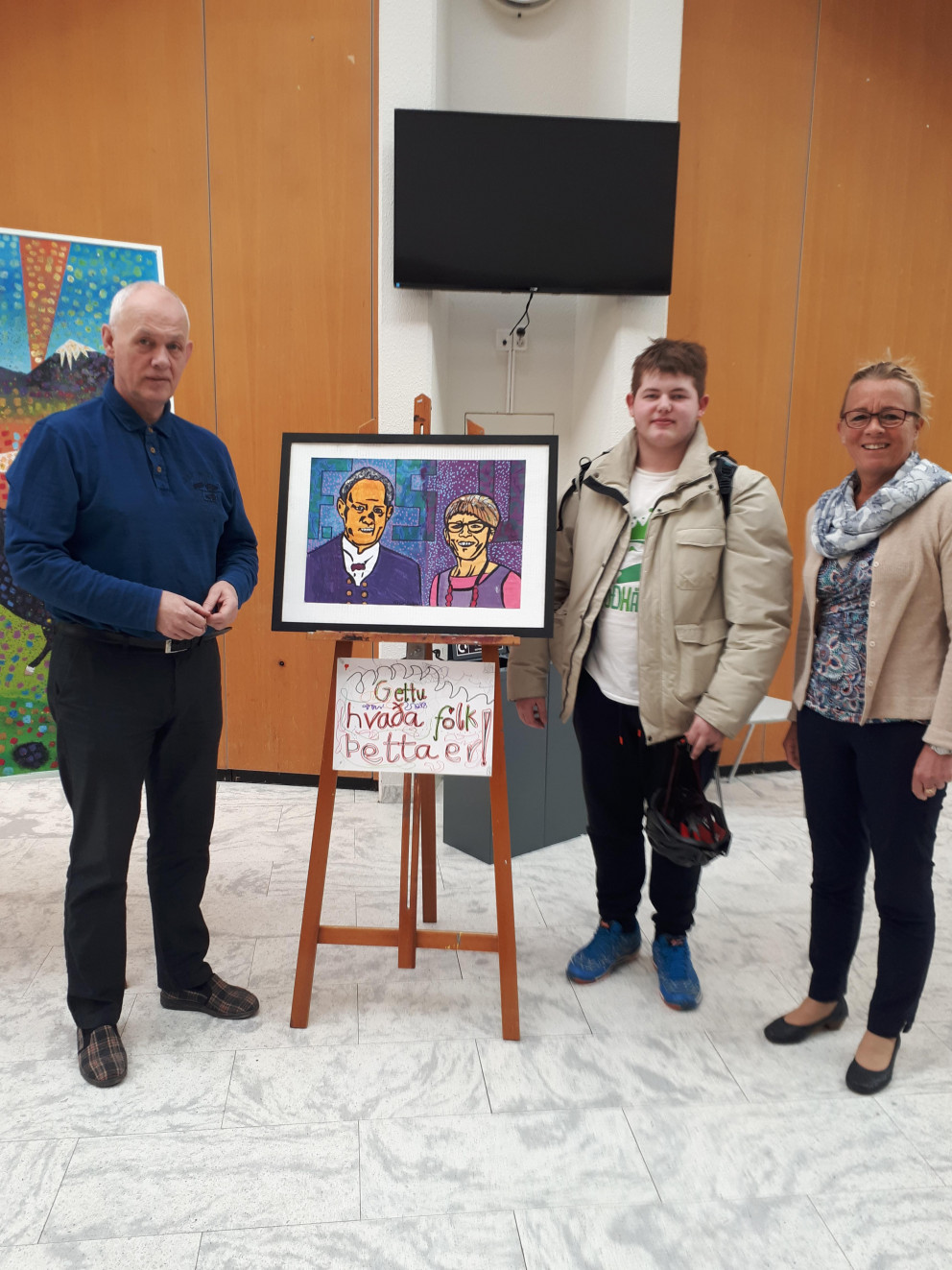 Þórarinn, aðstoðarskólameistari, Pétur Gabríel og Olga Lísa, skólameistari.