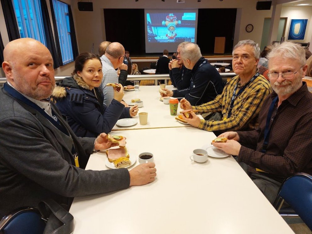 ÁRANGURSRÍKUR ÞRÍSKÓLAFUNDUR