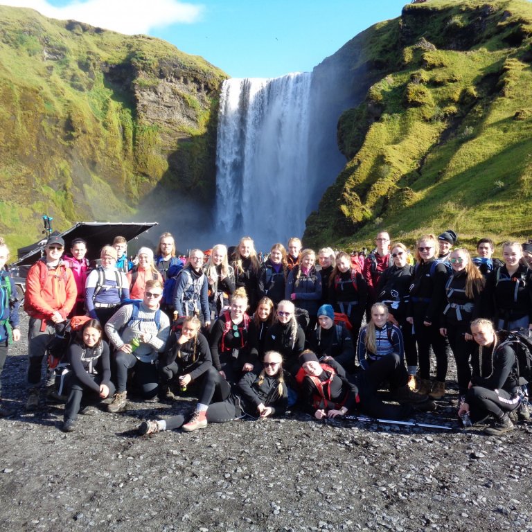 Hópurinn í útivistaráfanganum gekk yfir Fimmvörðuháls.