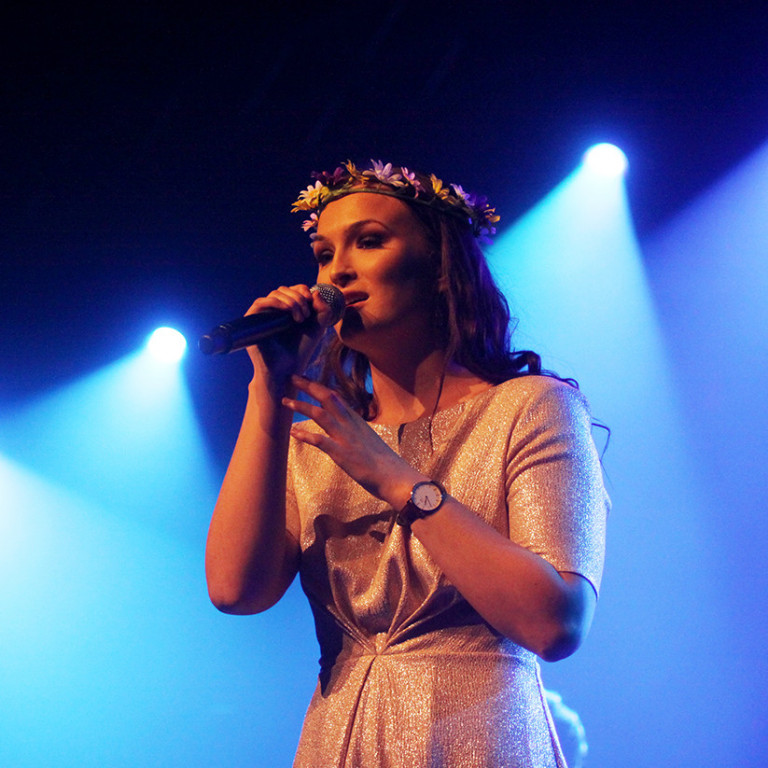 Elísa Dagmar vann  með Hello