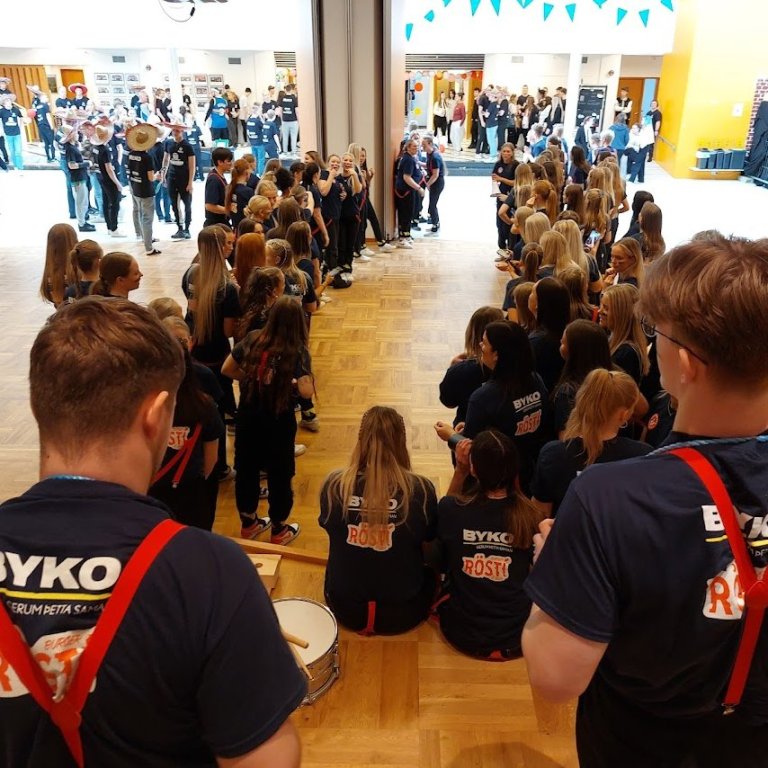 DÁSAMLEGT FLÓAFÁR OG KÁTIR DAGAR
