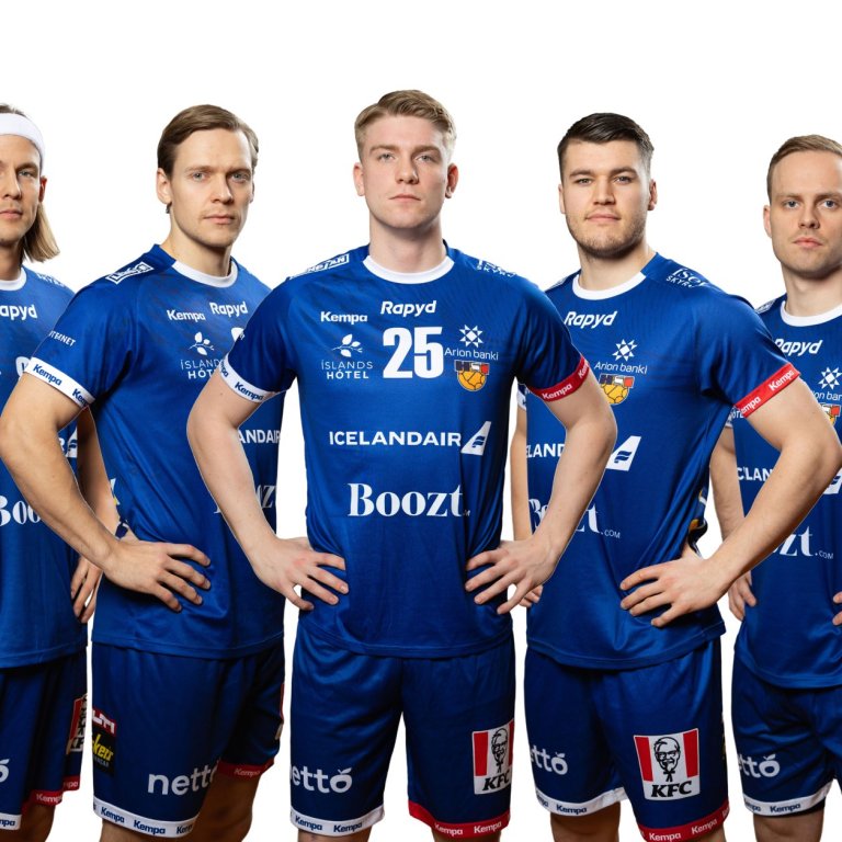 NÚ ER AÐ SJÁ HVERNIG ÞEIR STANDA SIG