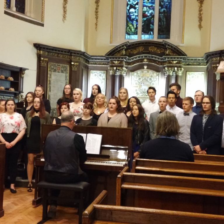 Kór FSu hélt tónleika í Dublin.