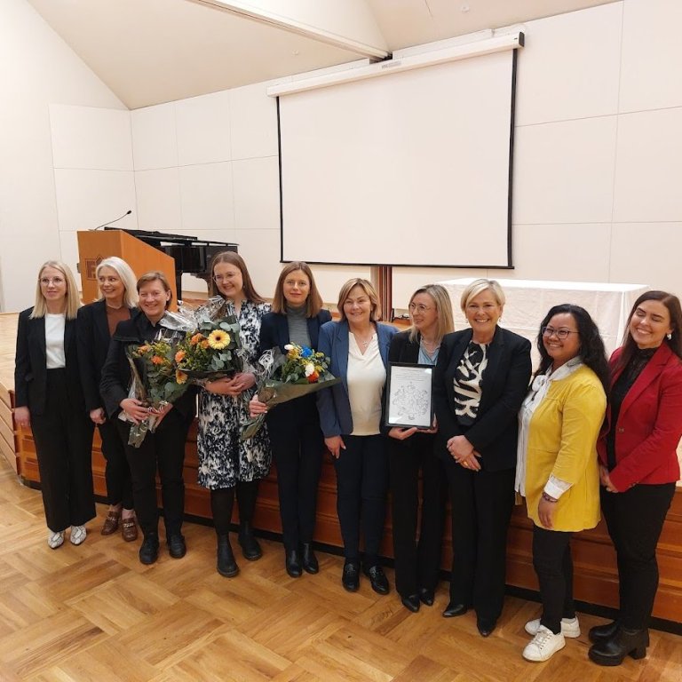 MENNTAVERÐLAUN SUÐURLANDS AFHENT Í FSu