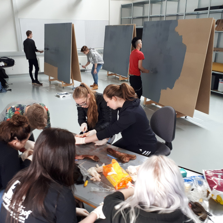 Veggjalist og hestamennska hittust í Smiðjunni