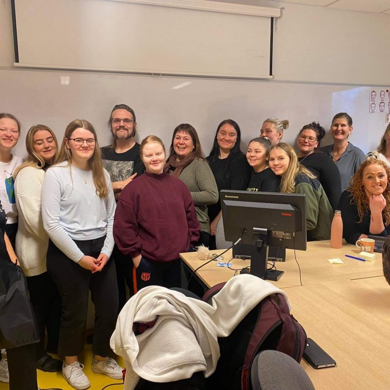 MIKILVÆGI ÞVERFAGLEGRA SAMSKIPTA Í NÁMI