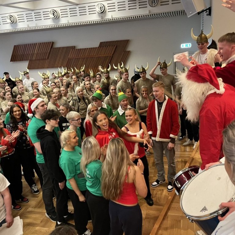 Líf og fjör og fár í Flóa