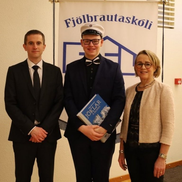 TIL HAMINGJU MEÐ DAGINN FSu